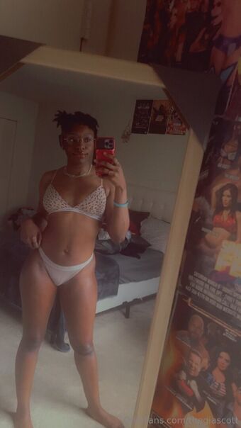 thegiascott Photo Fuites Nudes OnlyFans 7