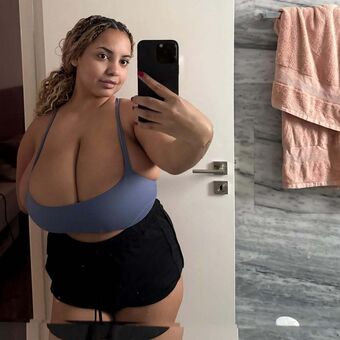 Thegirlinred0 Photo Fuites Nudes OnlyFans 113