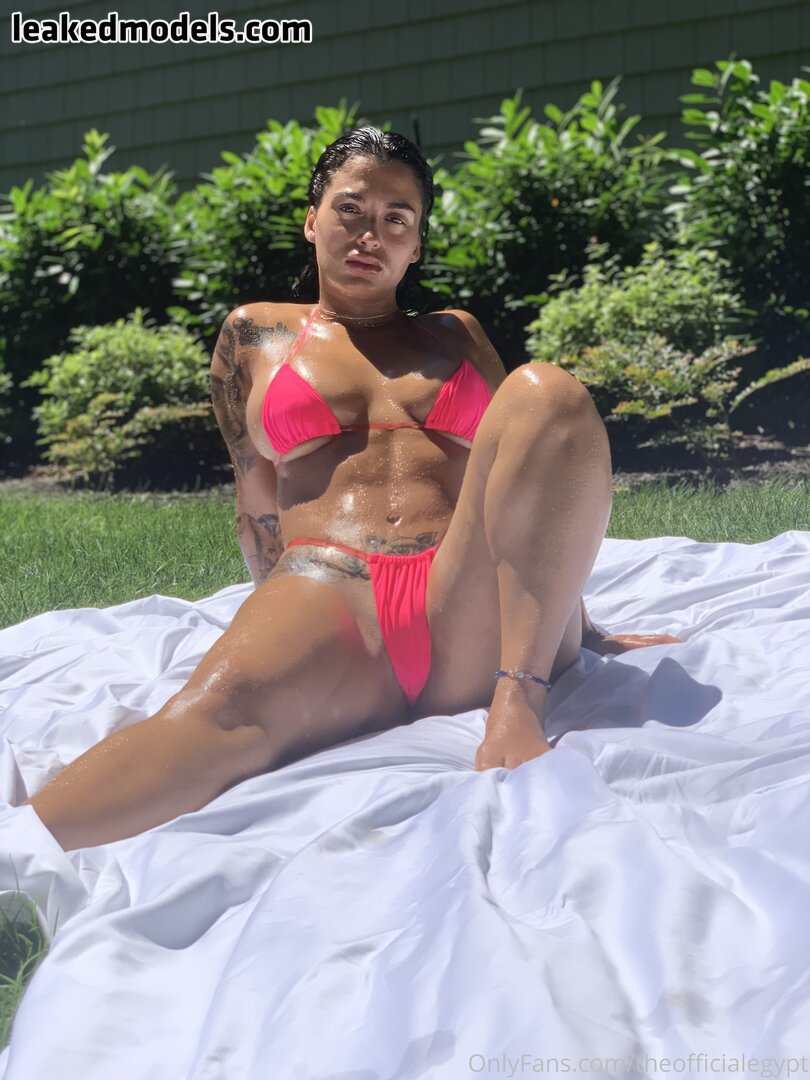 TheOfficialEgypt intimate OnlyFans collection