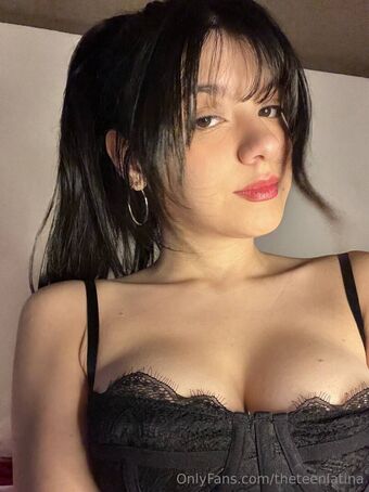 theteenlatina Photo Fuites Nudes OnlyFans 1