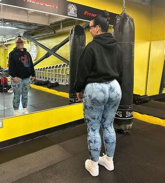 Thickfrenchie Photo Fuites Nudes OnlyFans 25