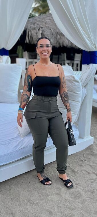 Thickfrenchie Photo Fuites Nudes OnlyFans 26