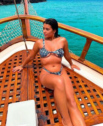 throwsumchlo Photo Fuites Nudes OnlyFans 2