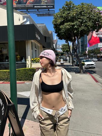 tiny.pretty.j