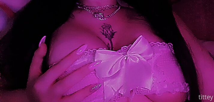 Tittey Photo Fuites Nudes OnlyFans 6