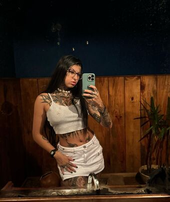 tixya Photo Fuites Nudes OnlyFans 14
