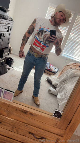 unclelazer69 Photo Fuites Nudes OnlyFans 27