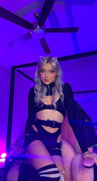 urebabe Photo Fuites Nudes OnlyFans 9