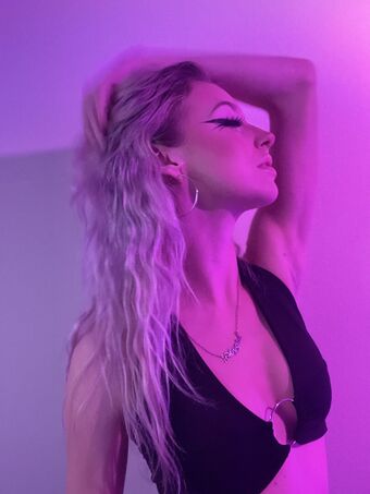 urebabe Photo Fuites Nudes OnlyFans 20
