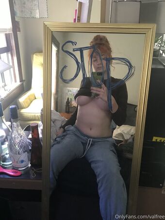 valfree Photo Fuites Nudes OnlyFans 12
