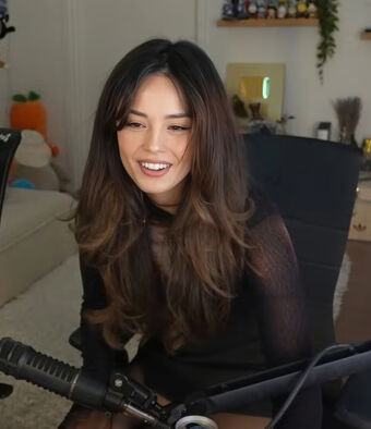 Valkyrae