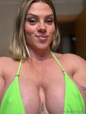 verini Photo Fuites Nudes OnlyFans 10