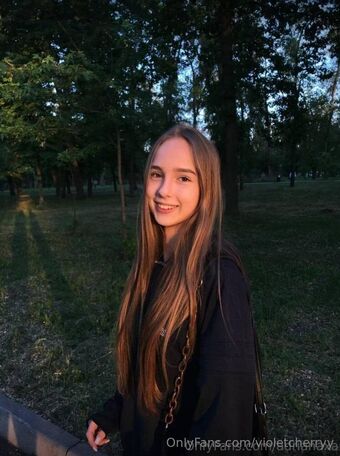 violetcherryy Photo Fuites Nudes OnlyFans 100