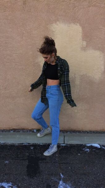 Willow Shields Photo Fuites Nudes OnlyFans 225