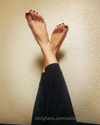 willowjamesfeet