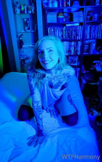 WtfHarmony Photo Fuites Nudes OnlyFans 7