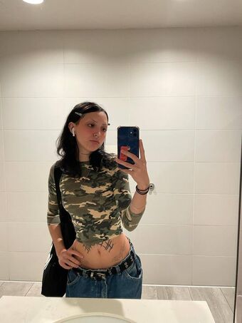 Wuvmia