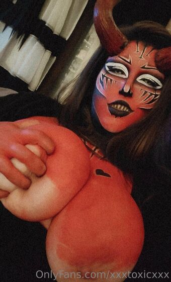 xxxtoxicxxx Photo Fuites Nudes OnlyFans 8