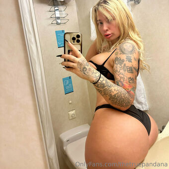 youbadyeah Photo Fuites Nudes OnlyFans 2