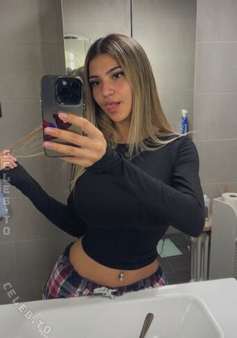 Zara.svg Photo Fuites Nudes OnlyFans 7