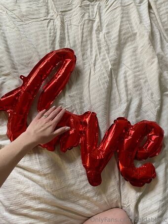 zeldablanc Photo Fuites Nudes OnlyFans 15
