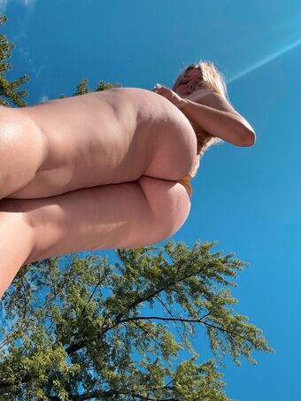 Zoe Grace Photo Fuites Nudes OnlyFans 13