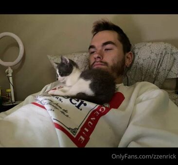 zzenrick Photo Fuites Nudes OnlyFans 2