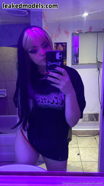 Leatherhoe666