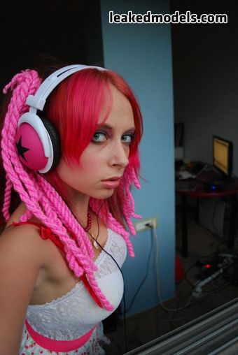 Israeli model photographer